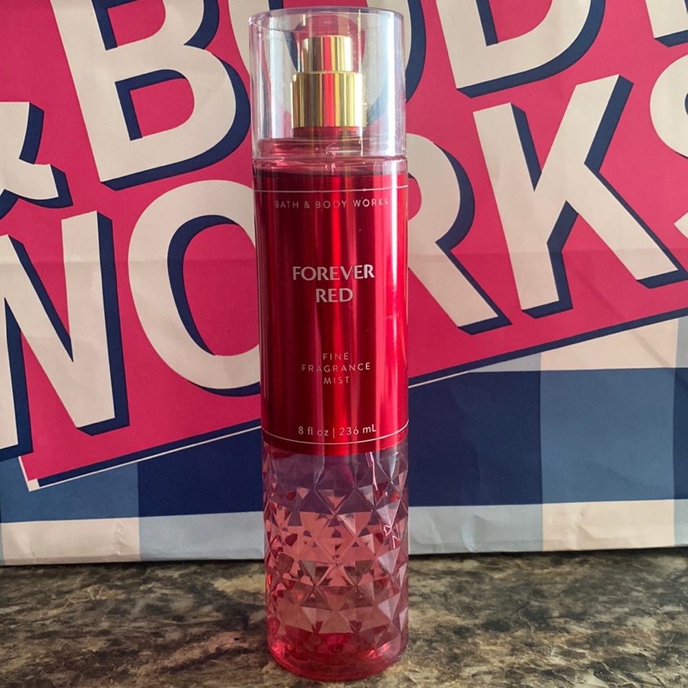 Bath & Body Works Forever Red - Picture 3 of 4